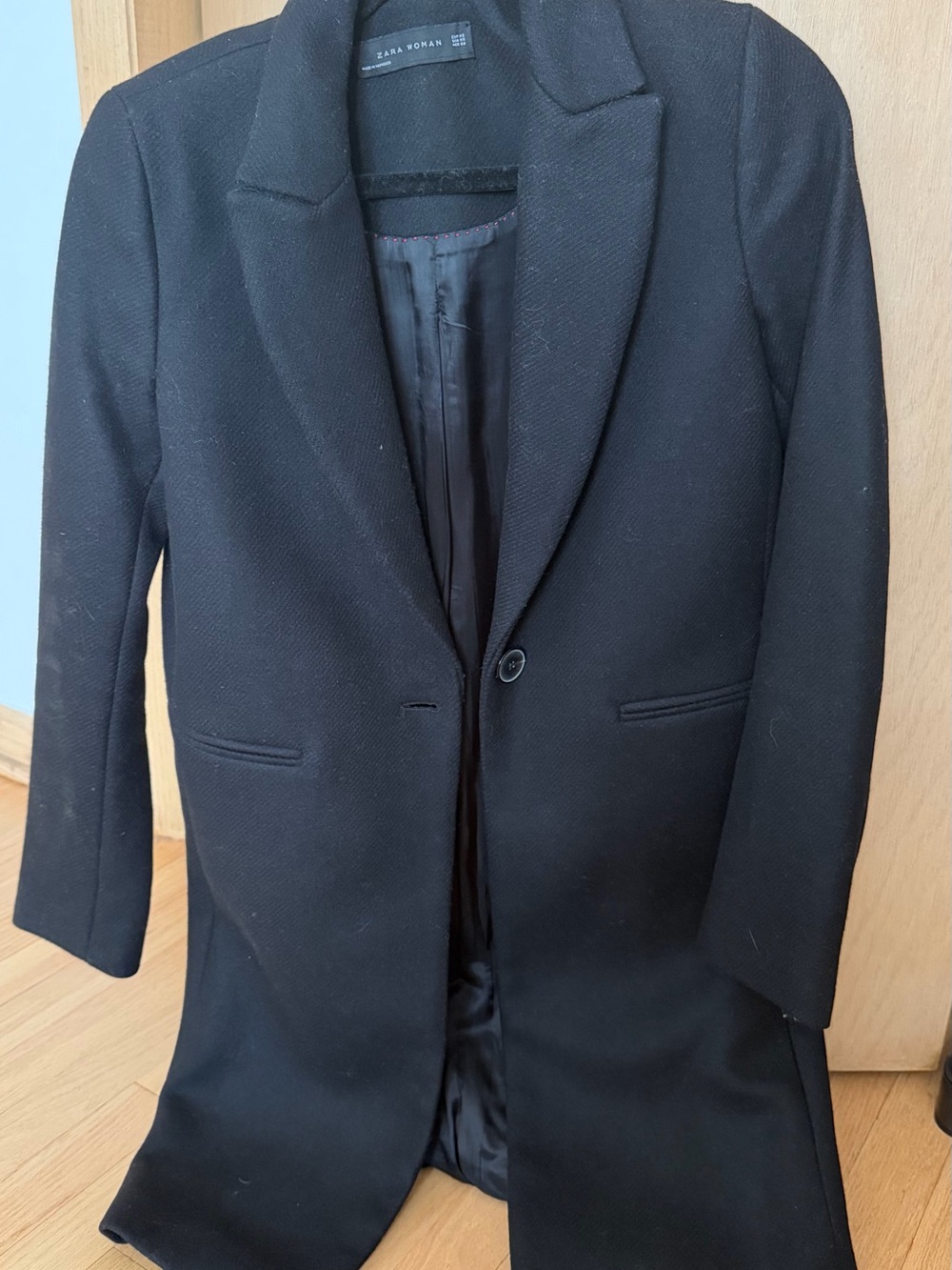 Zara Women’s Black Single-Button Tailored Blazer